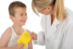 Die wichtigsten Tipps für Impfschutz und Reiseapotheke - Familie - Intersana